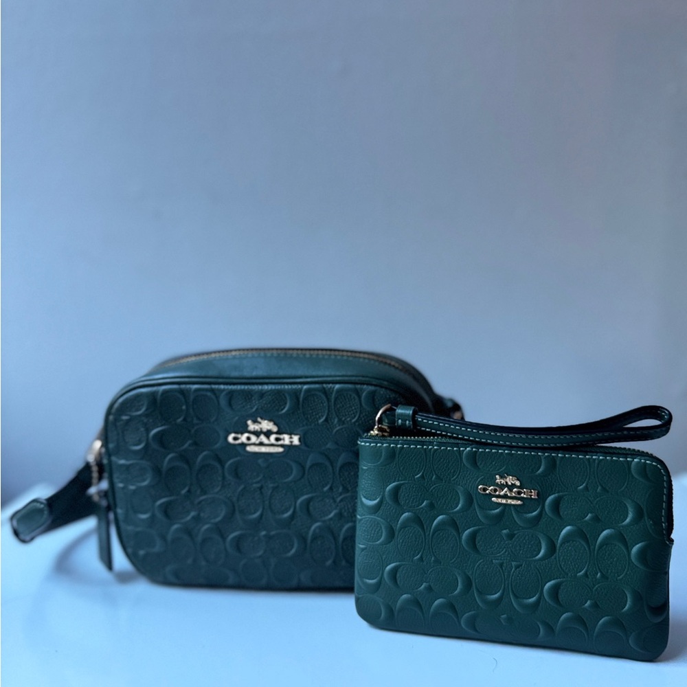 Coach crossbody Green Embossed Leather camera  Bag Set